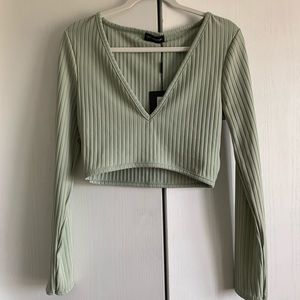 Pretty Little Thing Sage Green Cropped Long Sleeve